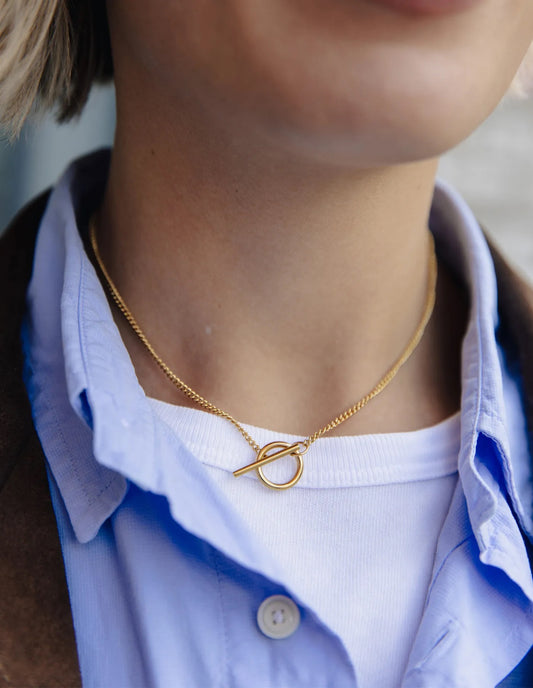 Gold Toggle Link Necklace