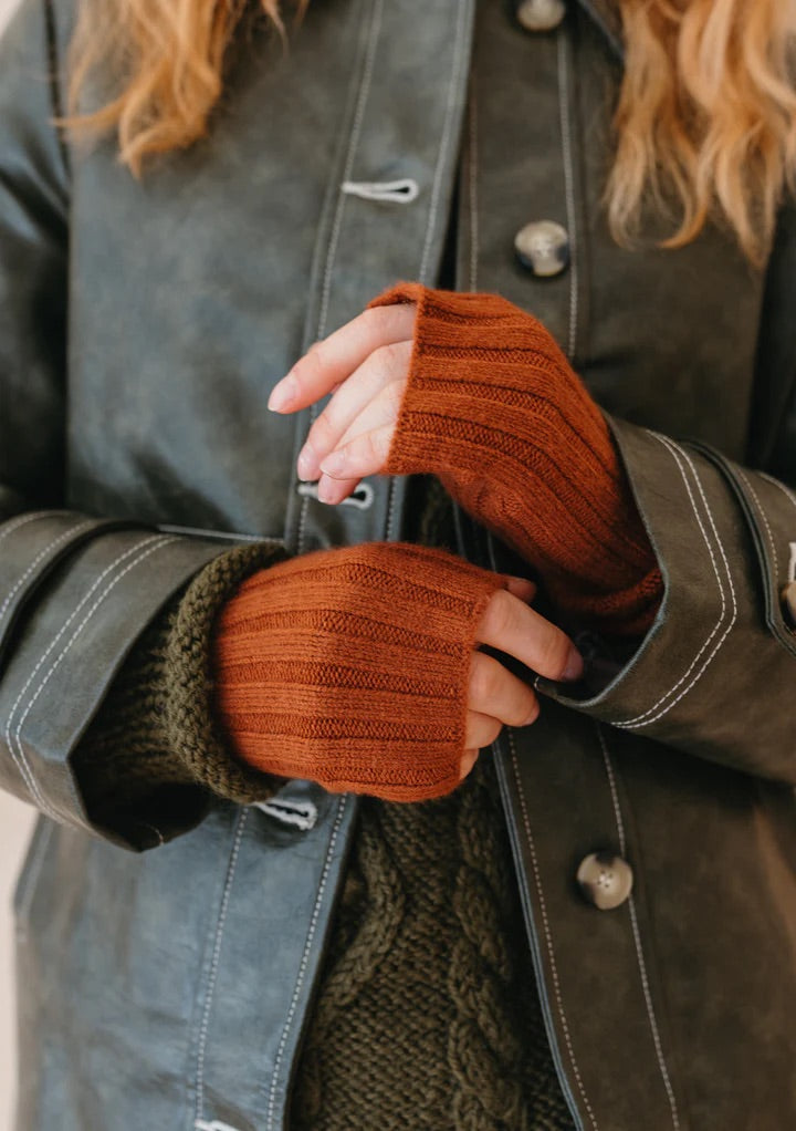 Cashmere & Merino Wrist Warmers, Rust